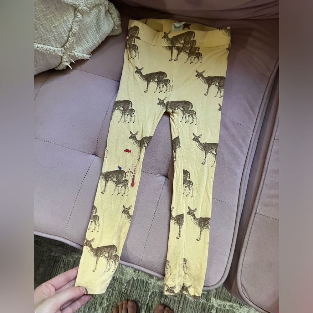 Kate Quinn leggings